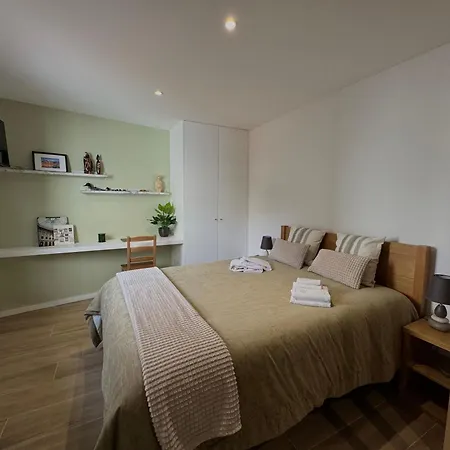 Πανσιόν Casas Da Corujeira 2 3*